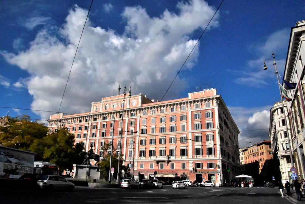 Le Suite Downtown Rome Extérieur photo